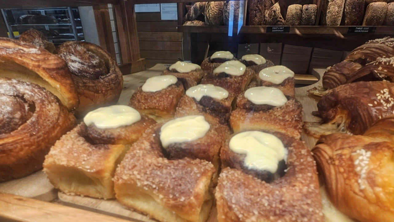 Photo of buns on display at Summer Kitchen Bakery