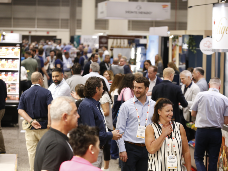 Photo of crowds at IDDBA show